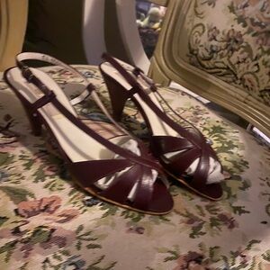 Vintage Etienne Aigner 6-1/2